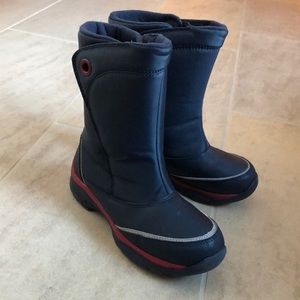 Lands’ End kids snow boots blue and red size 3 excellent condition